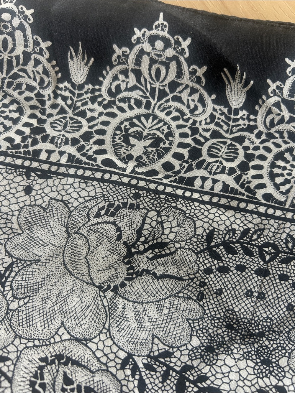 Liz Claiborne Black & White Floral Lace Border Silk Scarf - Picture 4 of 4